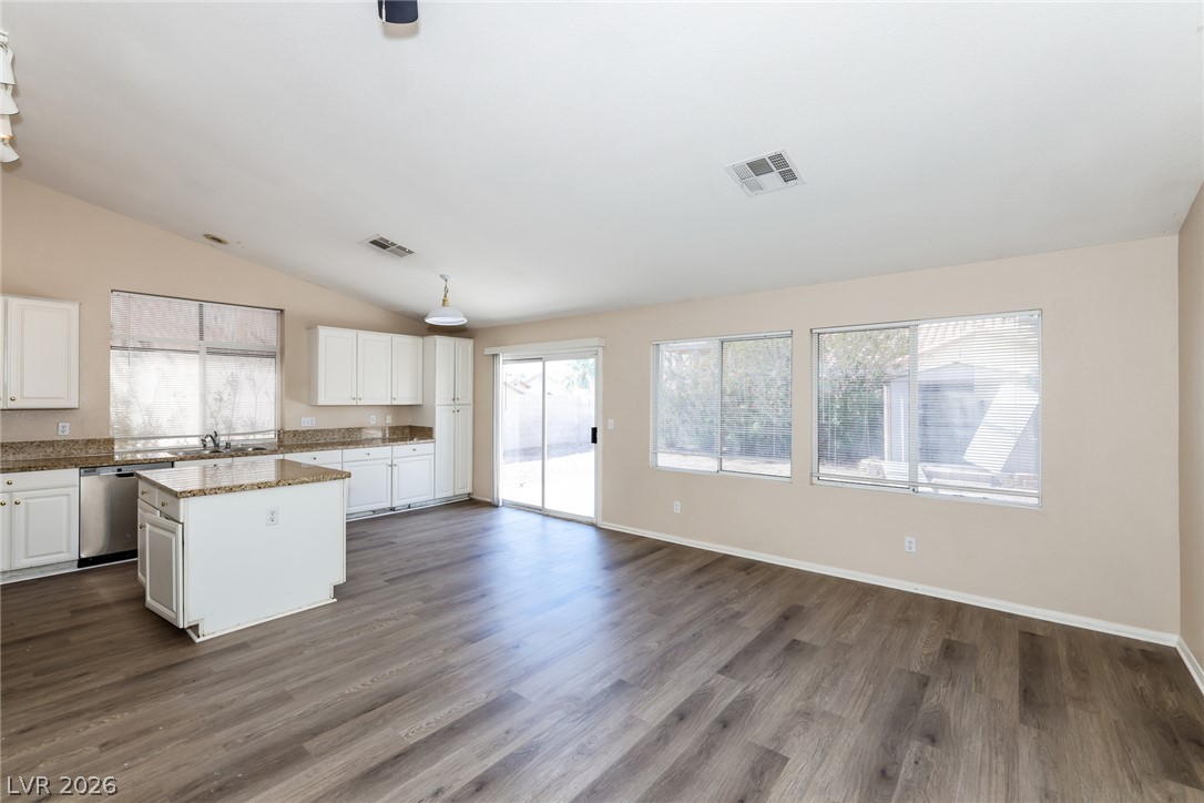 Photo 4 of 6124 Kadena Circle