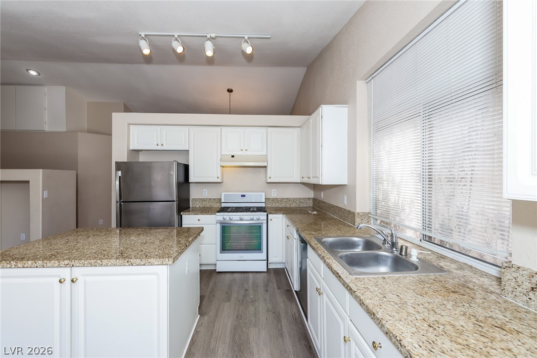 Photo 9 of 21, 6124 Kadena Circle