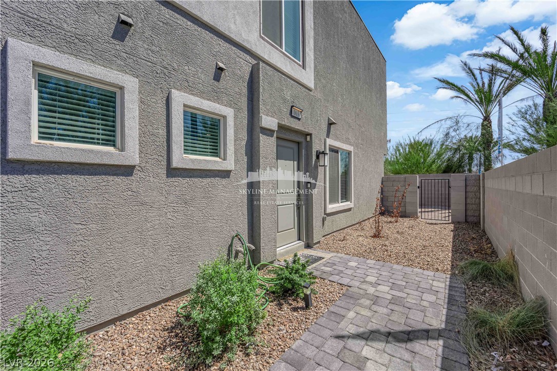Photo 2 of 4907 Chidlaw Avenue #3