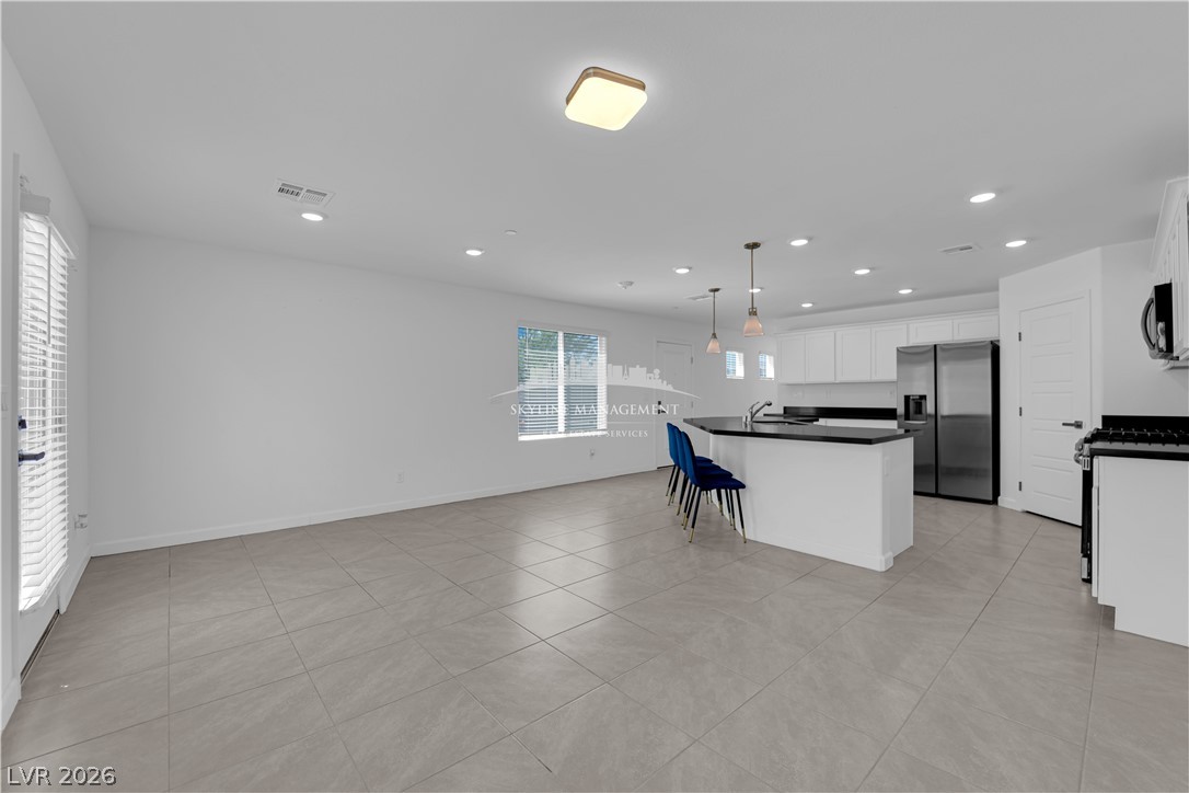Photo 5 of 4907 Chidlaw Avenue #3
