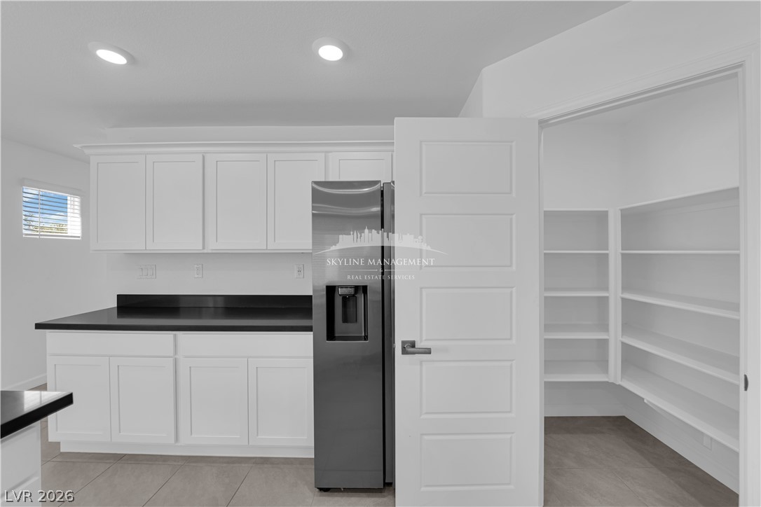 Photo 12 of 33, 4907 Chidlaw Avenue #3