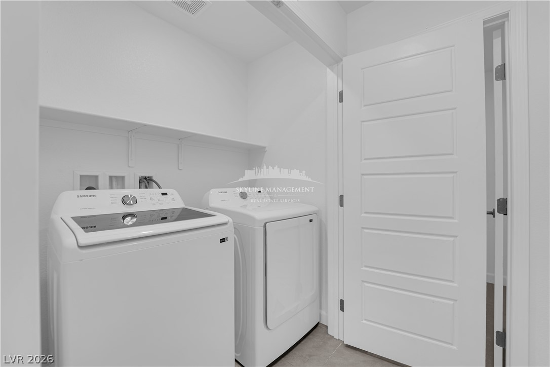 Photo 15 of 33, 4907 Chidlaw Avenue #3