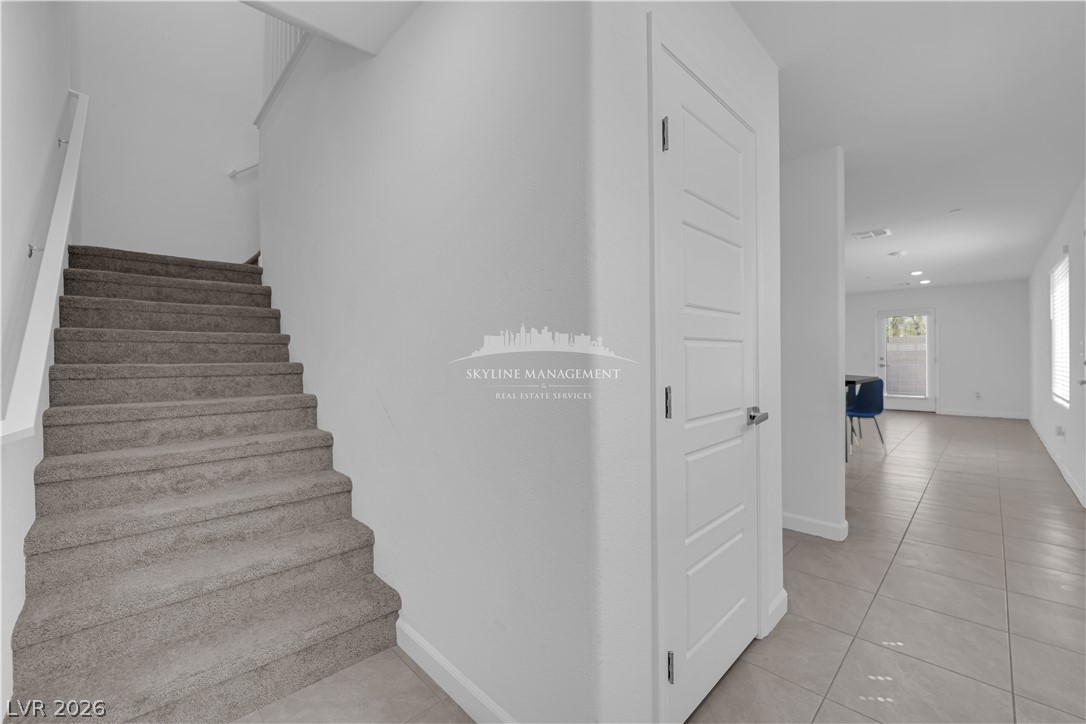 Photo 16 of 33, 4907 Chidlaw Avenue #3