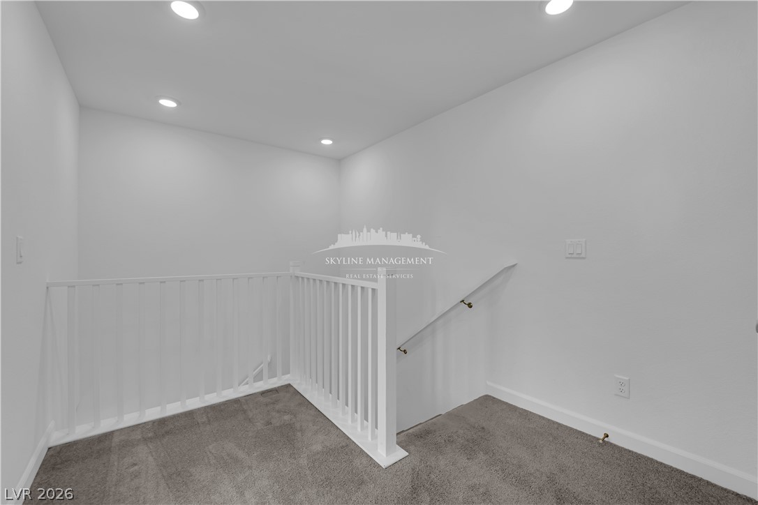 Photo 27 of 33, 4907 Chidlaw Avenue #3