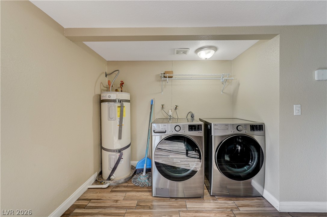 Photo 12 of 36, 2080 Karen Avenue #20
