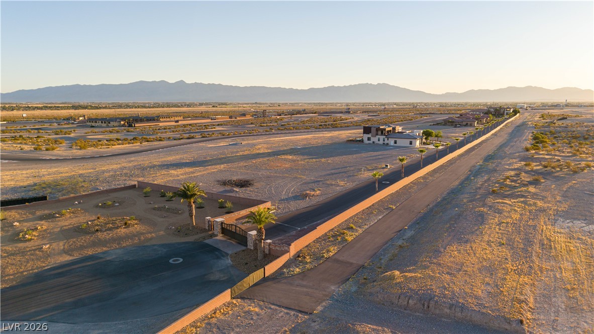 Photo 12 of 35, 5985 E Spring Mountain Boulevard