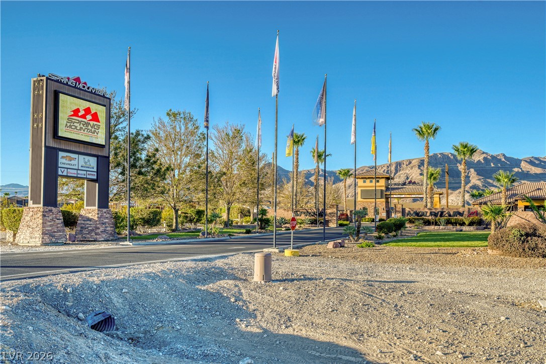 Photo 5 of 5985 E Spring Mountain Boulevard