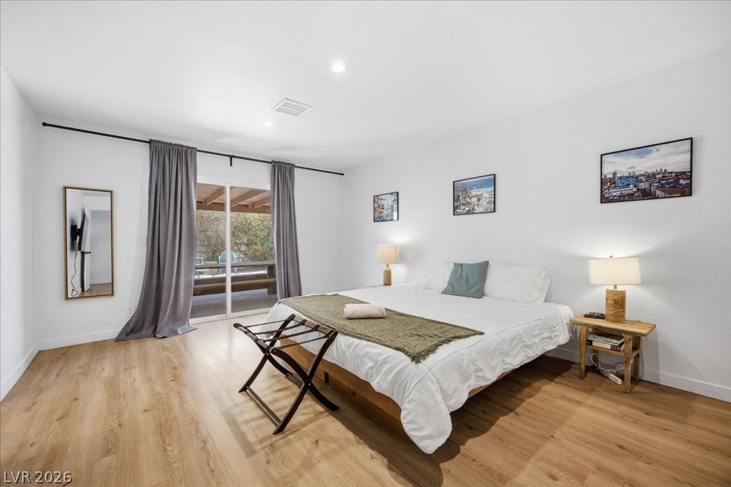 Photo 18 of 36, 4339 Murillo Street