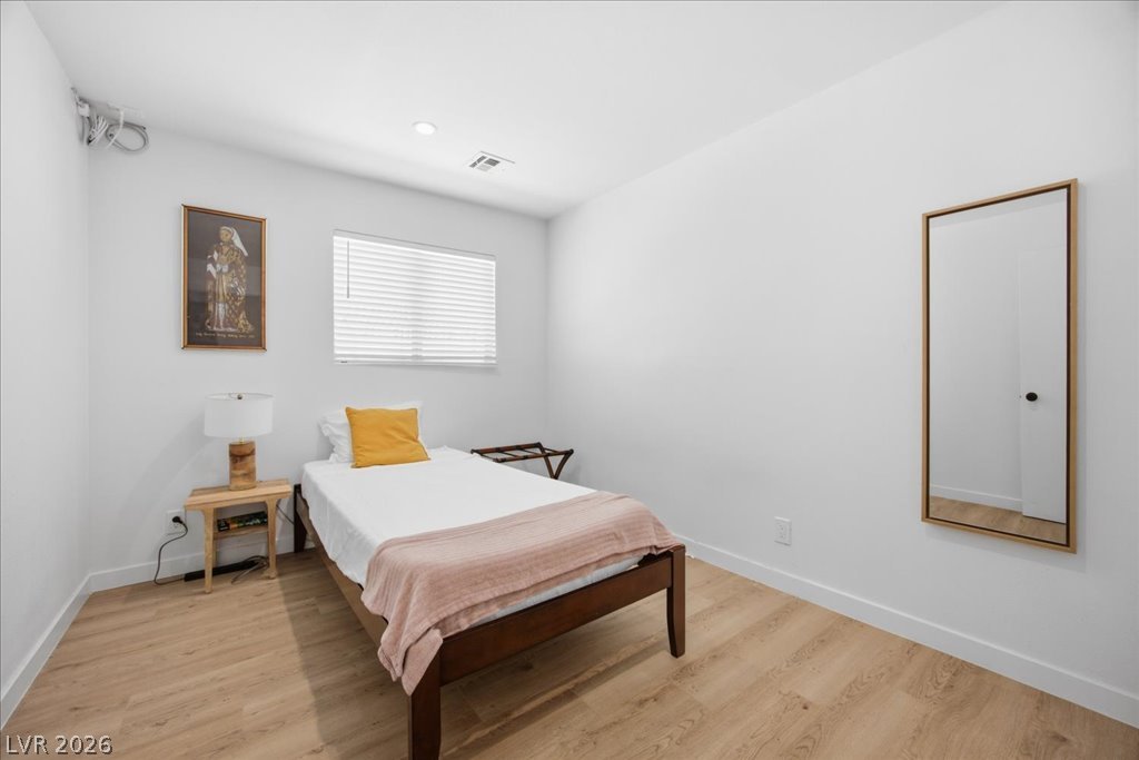 Photo 23 of 36, 4339 Murillo Street