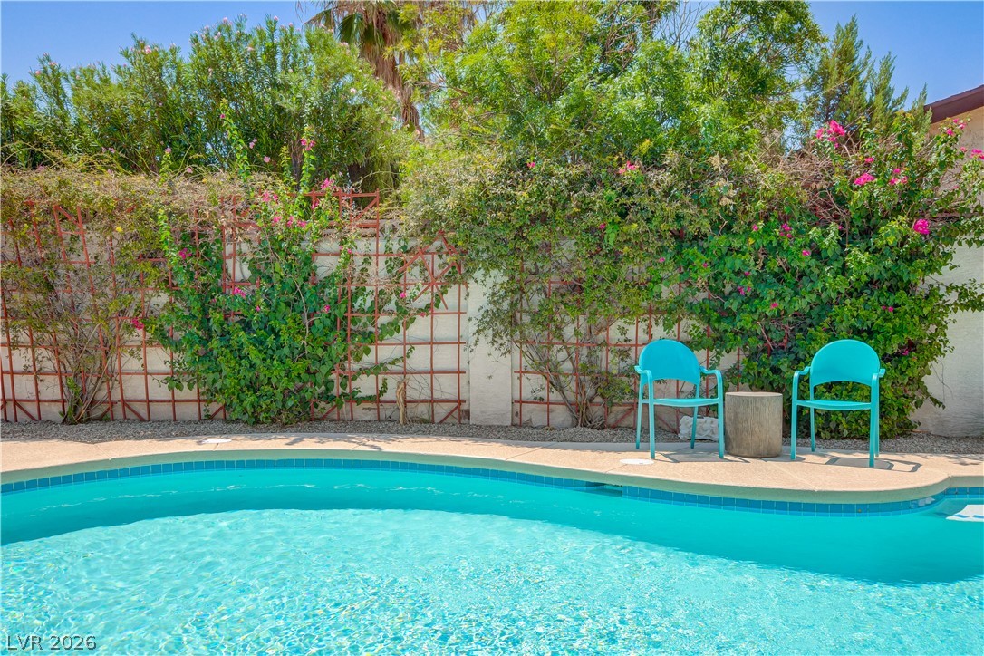 Photo 32 of 36, 4339 Murillo Street