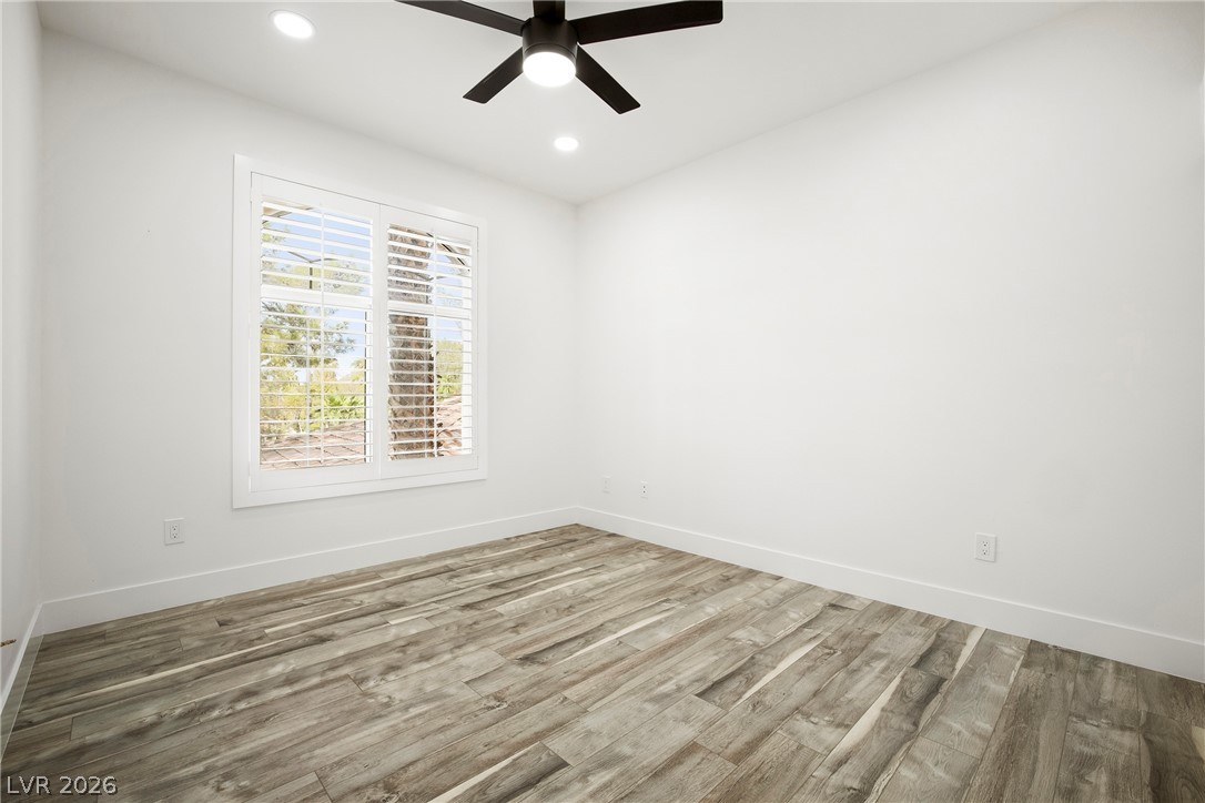 Photo 17 of 55, 2050 W Warm Springs Road #4421