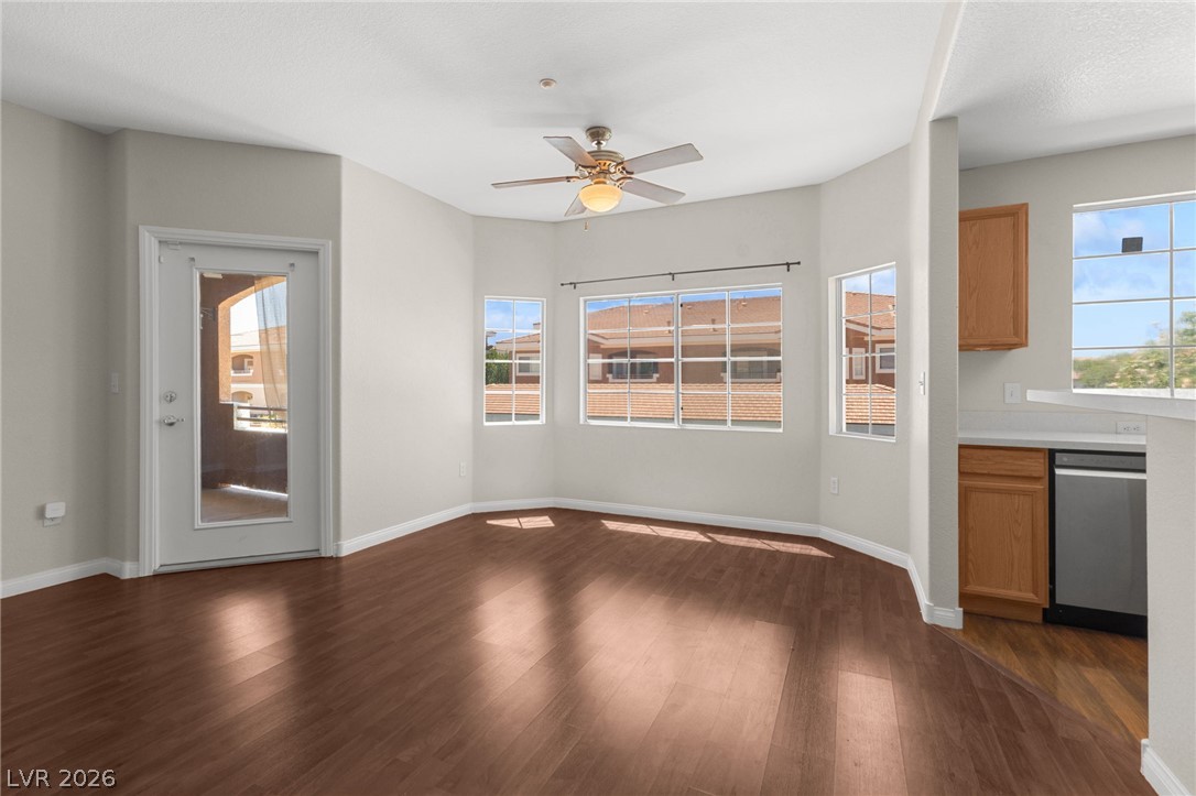 Photo 18 of 42, 830 Carnegie Street #1321