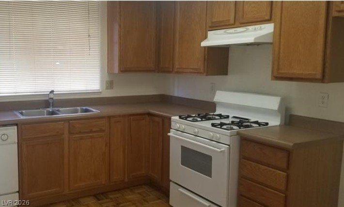 Photo 4 of 4037 Pelham Court