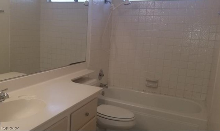 Photo 7 of 17, 4037 Pelham Court
