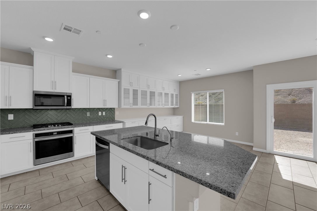 Photo 10 of 29, 4249 Sago Lily Street