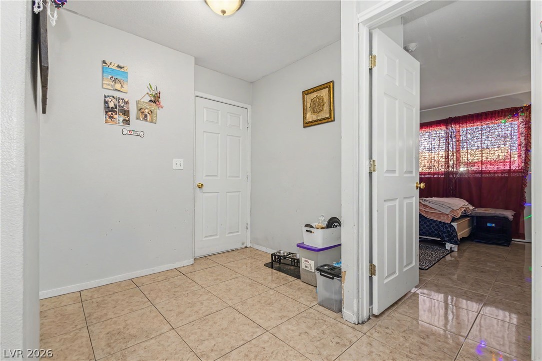 Photo 8 of 24, 5534 Indigo Hills Street