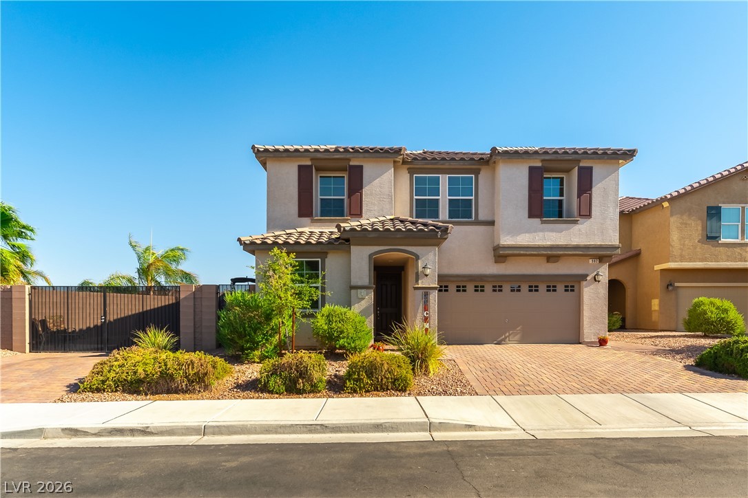 982 Twilight Glow Court, Henderson 89015