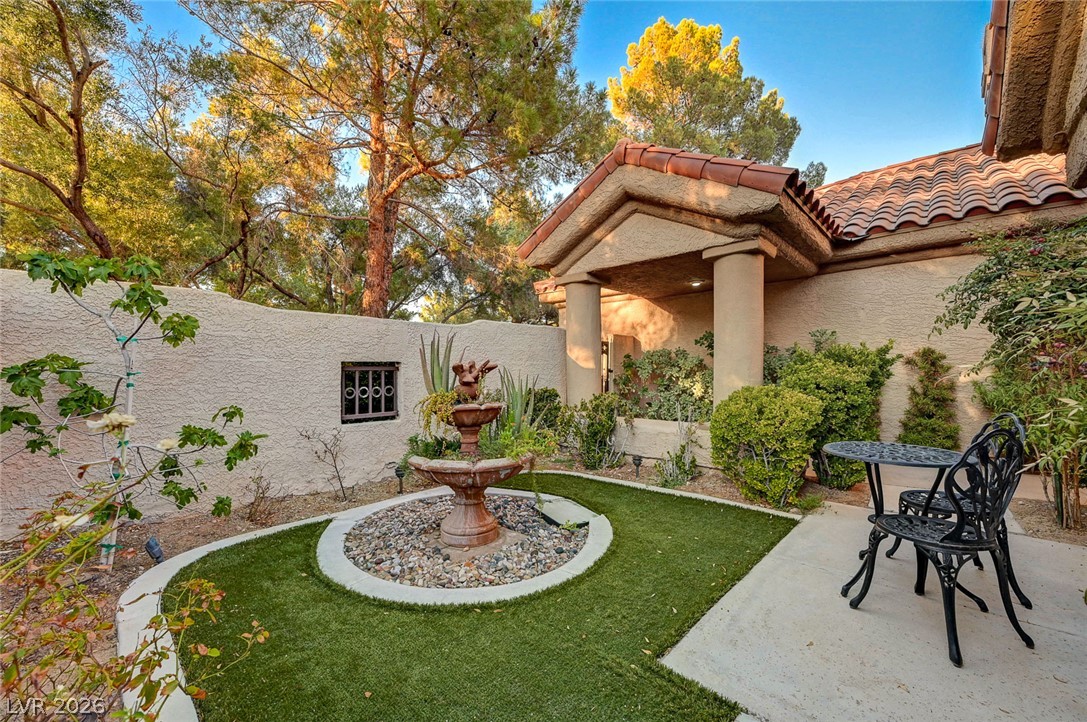Photo 5 of 7995 Rio Rico Drive