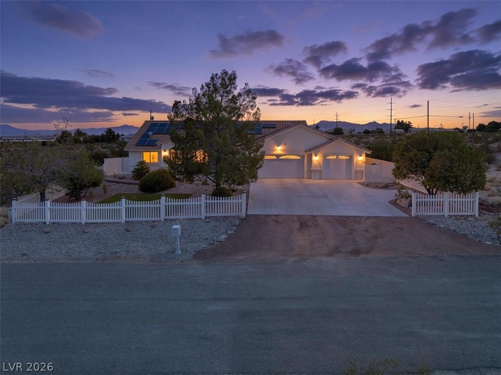Photo 3 of 2300 Arado Lane