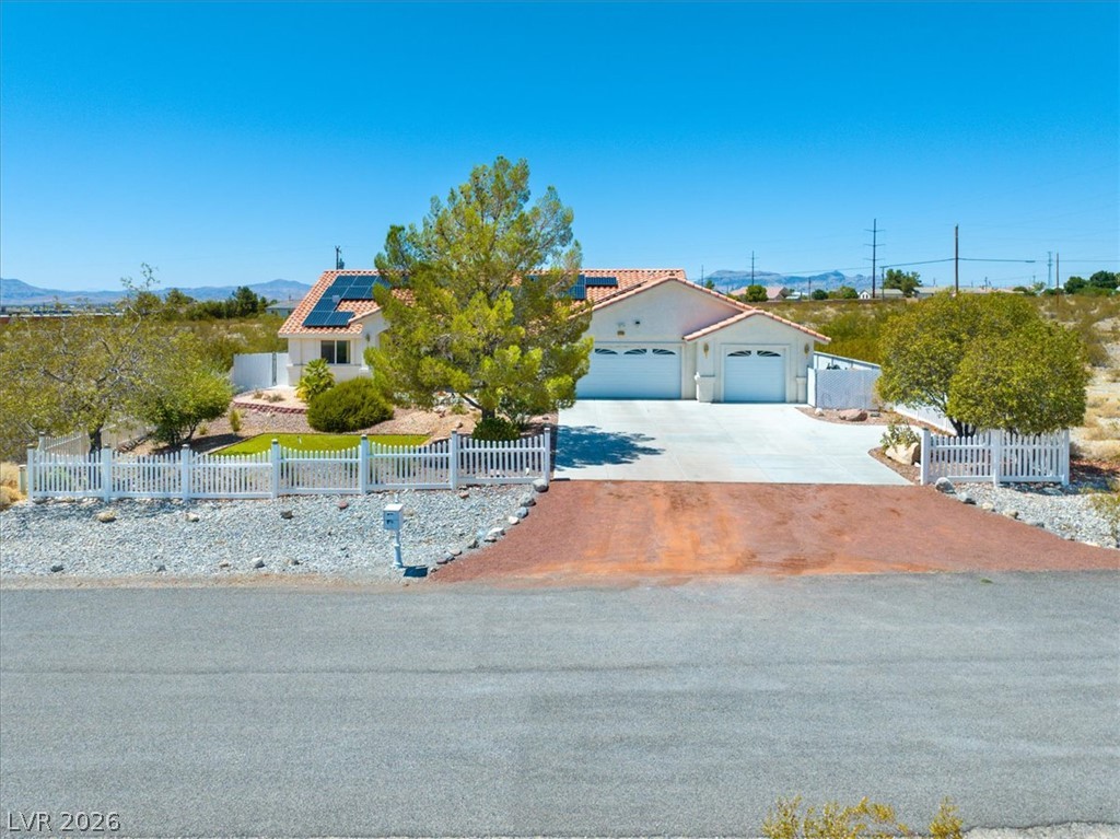 Photo 4 of 2300 Arado Lane