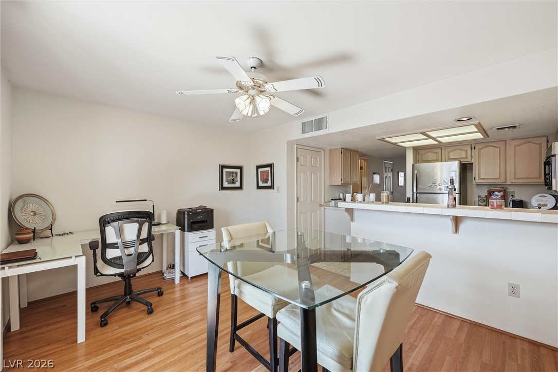 Photo 16 of 36, 2851 S Valley View Boulevard #1139B