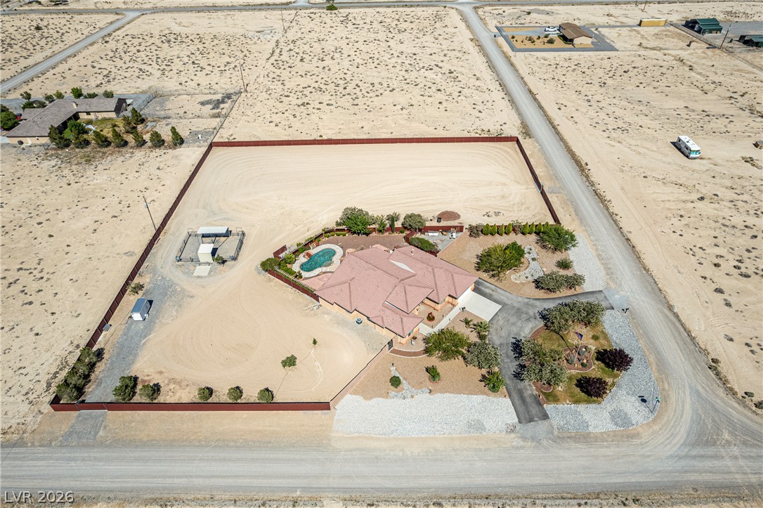 Photo 34 of 44, 1830 E Fuchsia Street