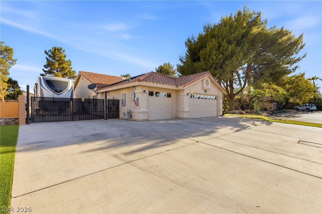 Photo 2 of 1551 Managua Drive