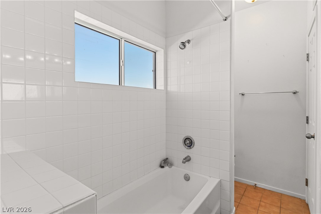 Photo 27 of 81, 3550 Bay Sands Drive #2073