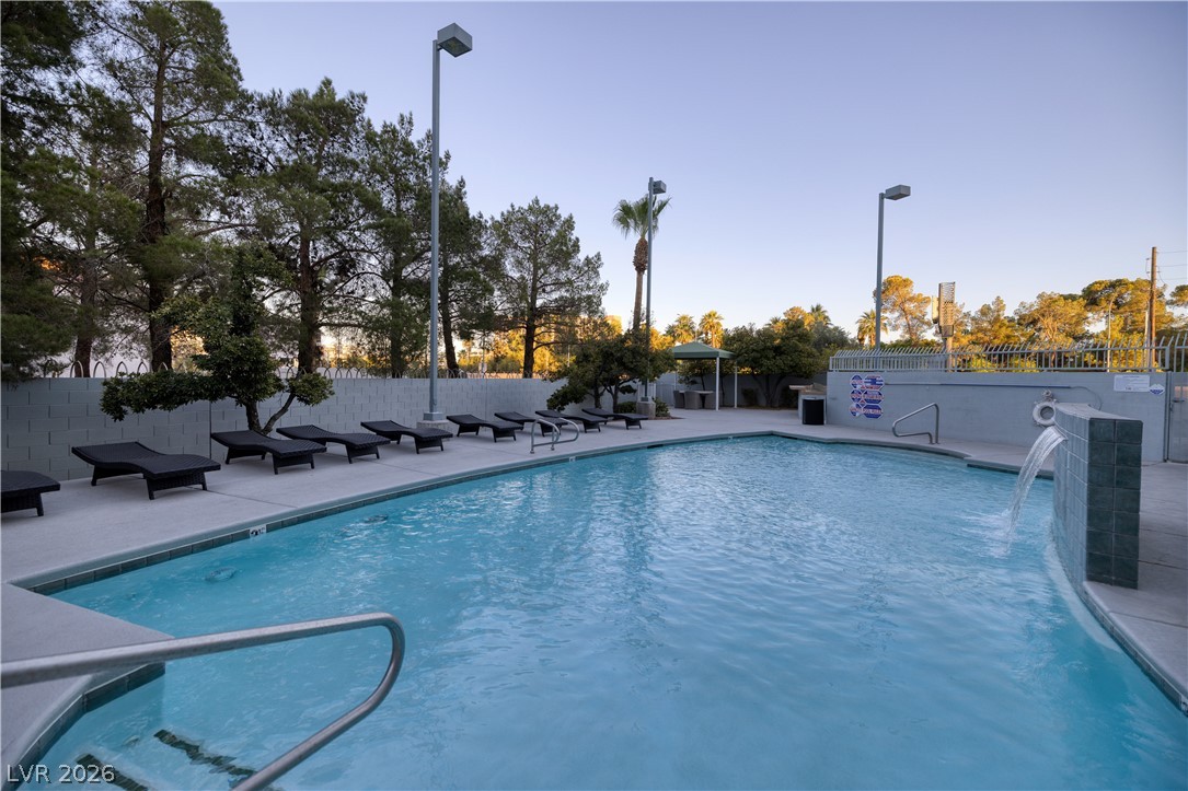 Photo 44 of 47, 360 E Desert Inn Road #407