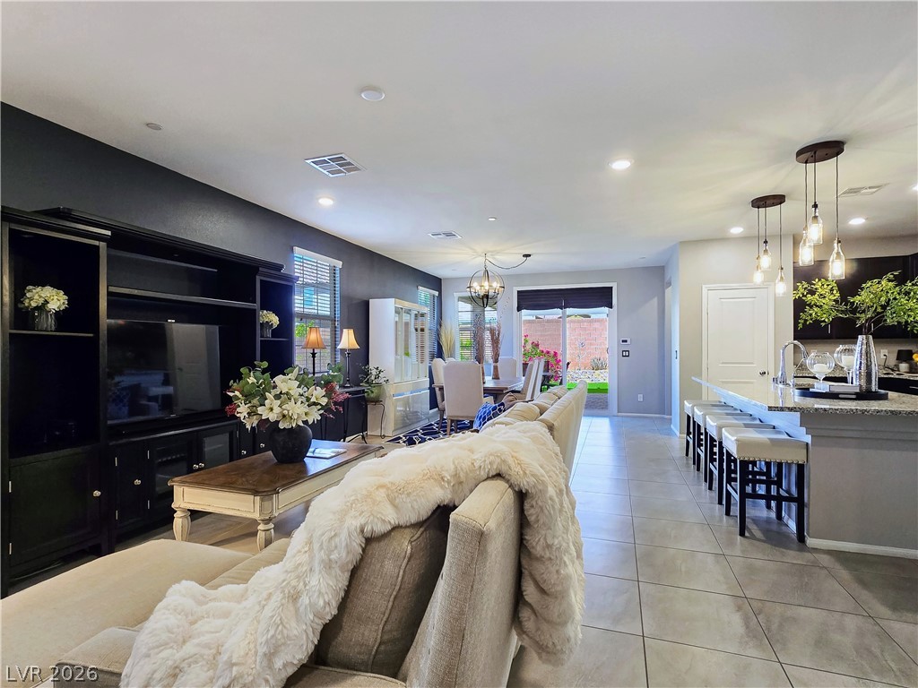 Photo 7 of 51, 3210 Casalotti Avenue