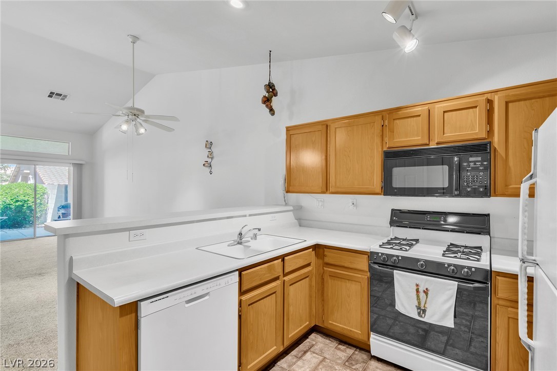 Photo 16 of 46, 9712 Blatimac Avenue #103
