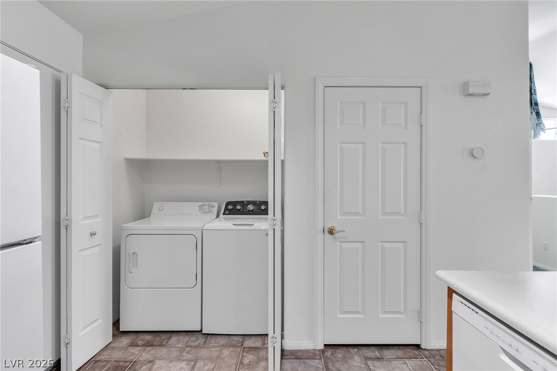 Photo 17 of 46, 9712 Blatimac Avenue #103