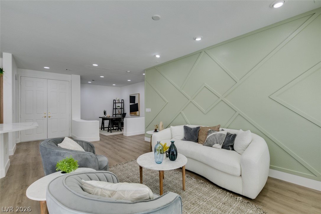 Photo 9 of 26, 10389 Felice Avenue