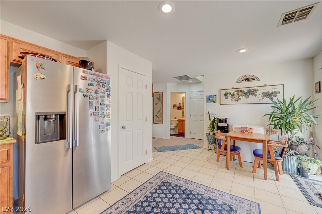 Photo 11 of 42, 9941 Carrizo Springs Avenue