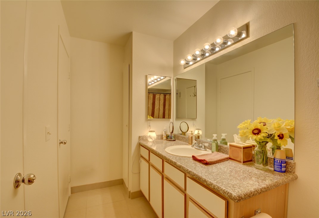 Photo 26 of 36, 2300 E Silverado Ranch Boulevard #2111