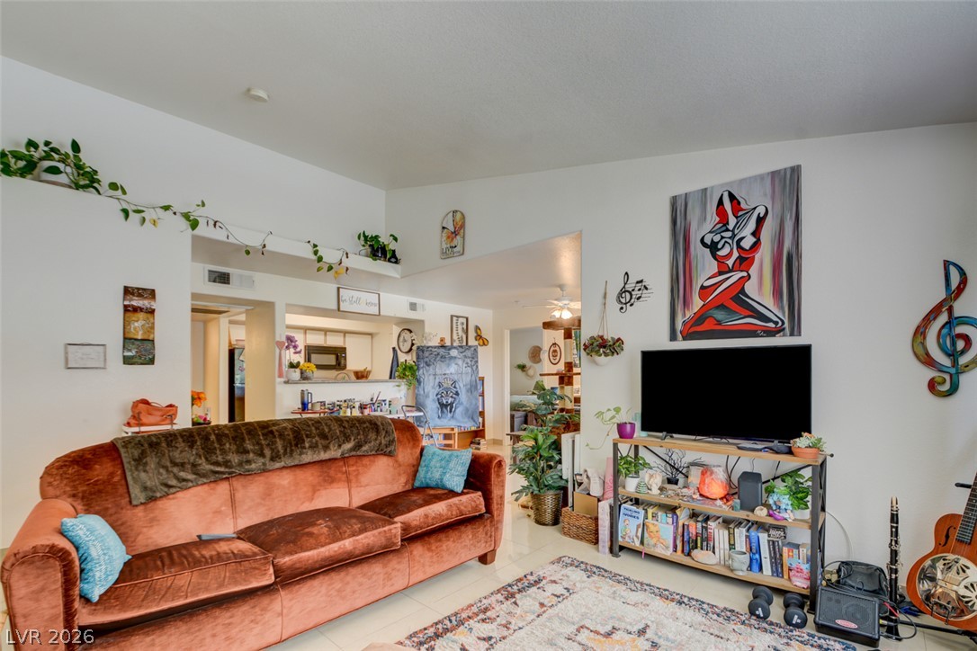 Photo 12 of 36, 2300 E Silverado Ranch Boulevard #2111