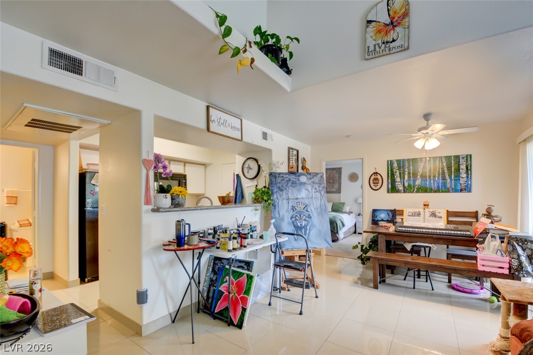 Photo 14 of 36, 2300 E Silverado Ranch Boulevard #2111