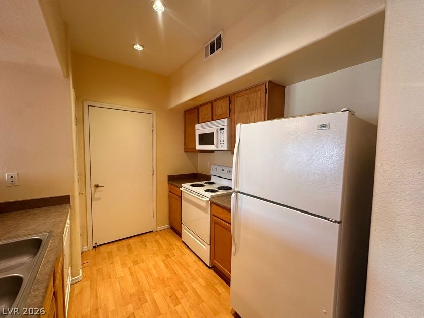 Photo 8 of 25, 7255 W Sunset Road #1027
