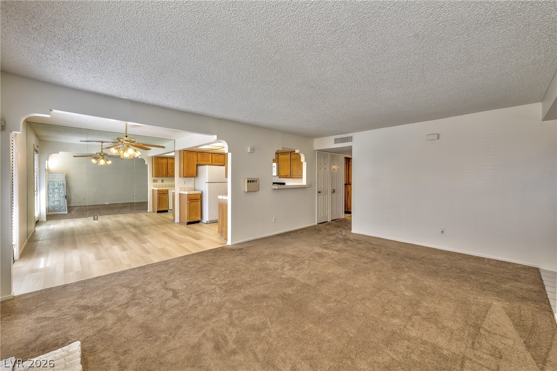 Photo 5 of 1751 E Reno Avenue #122