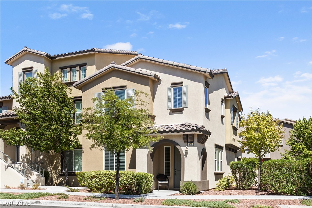 1560 Plaza Centre Drive #101, Las Vegas 89135