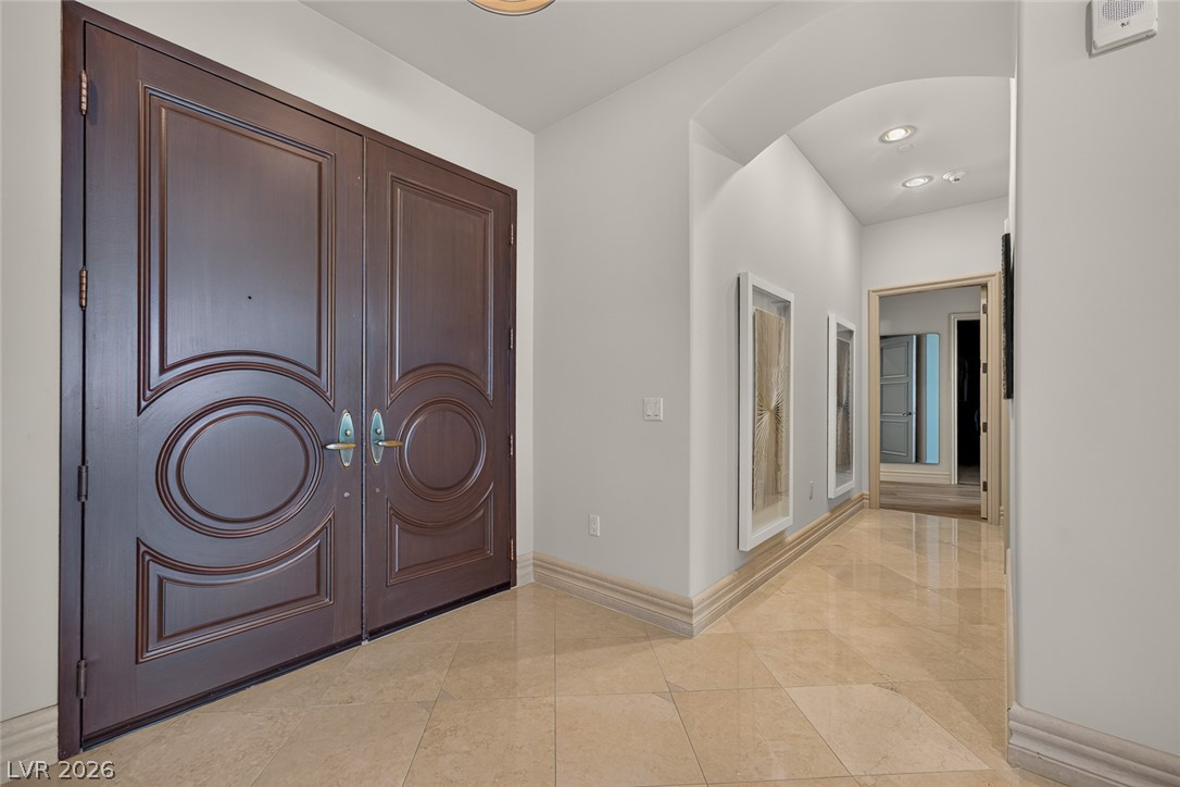 Photo 7 of 35, 9101 Alta Drive #16