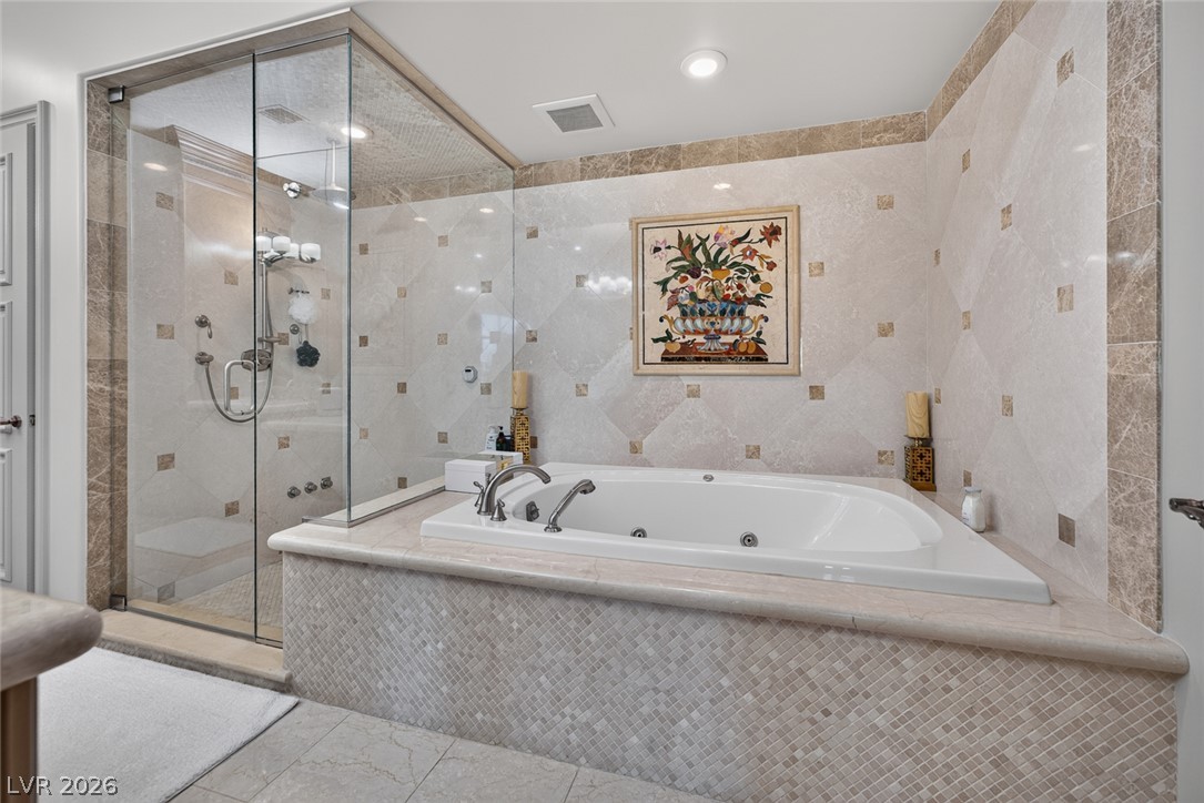 Photo 9 of 35, 9101 Alta Drive #16