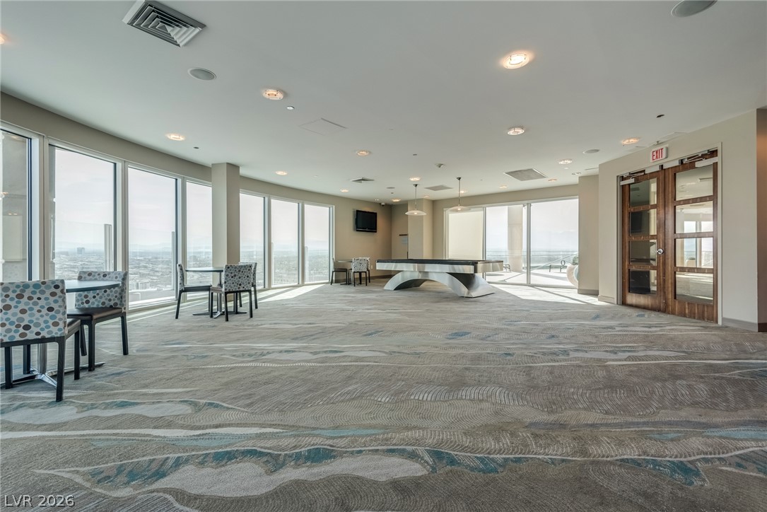 Photo 33 of 37, 200 HOOVER Avenue #1802