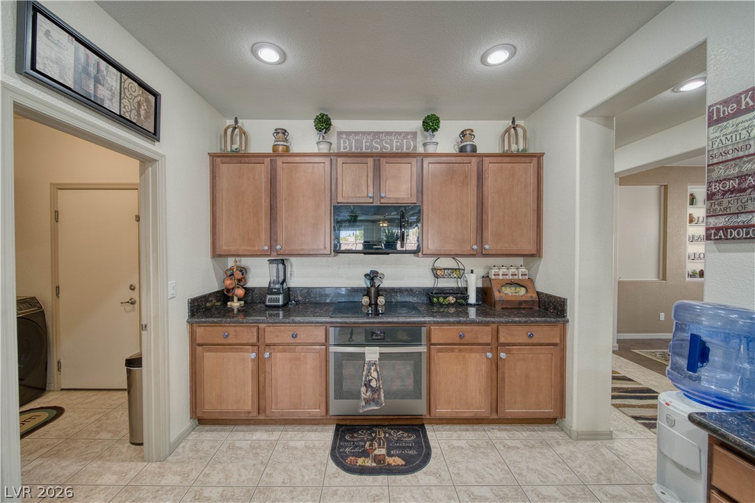 Photo 7 of 18, 5710 Alfano Avenue
