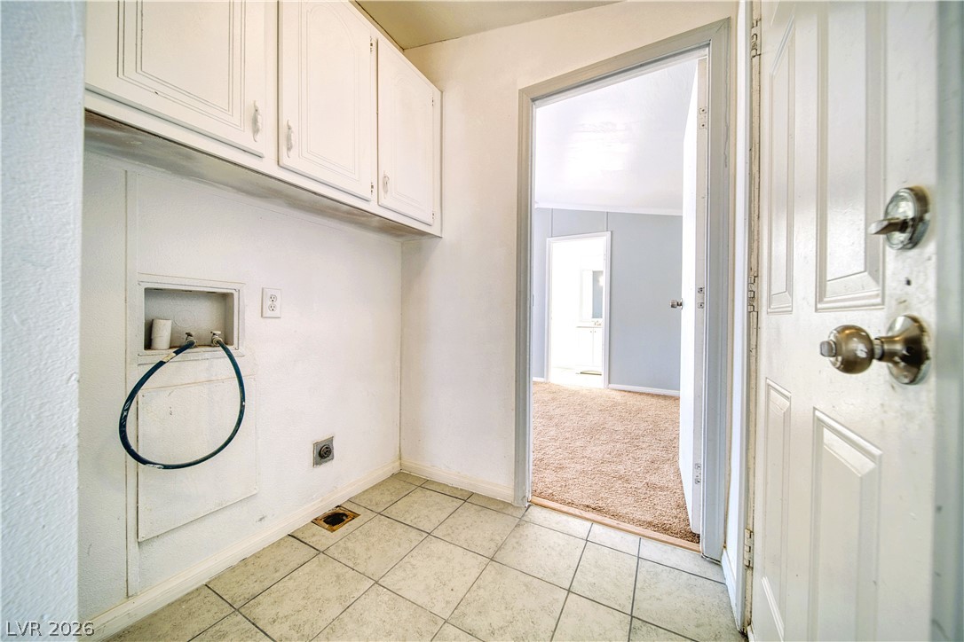 Photo 13 of 28, 6920 Oakridge Avenue