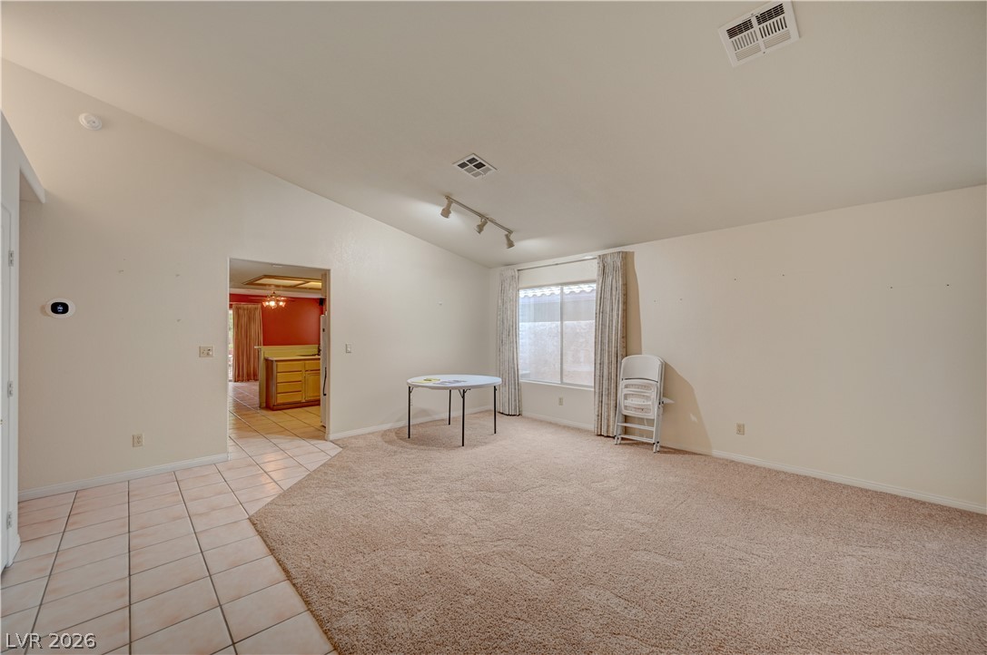 Photo 5 of 809 Upland Boulevard