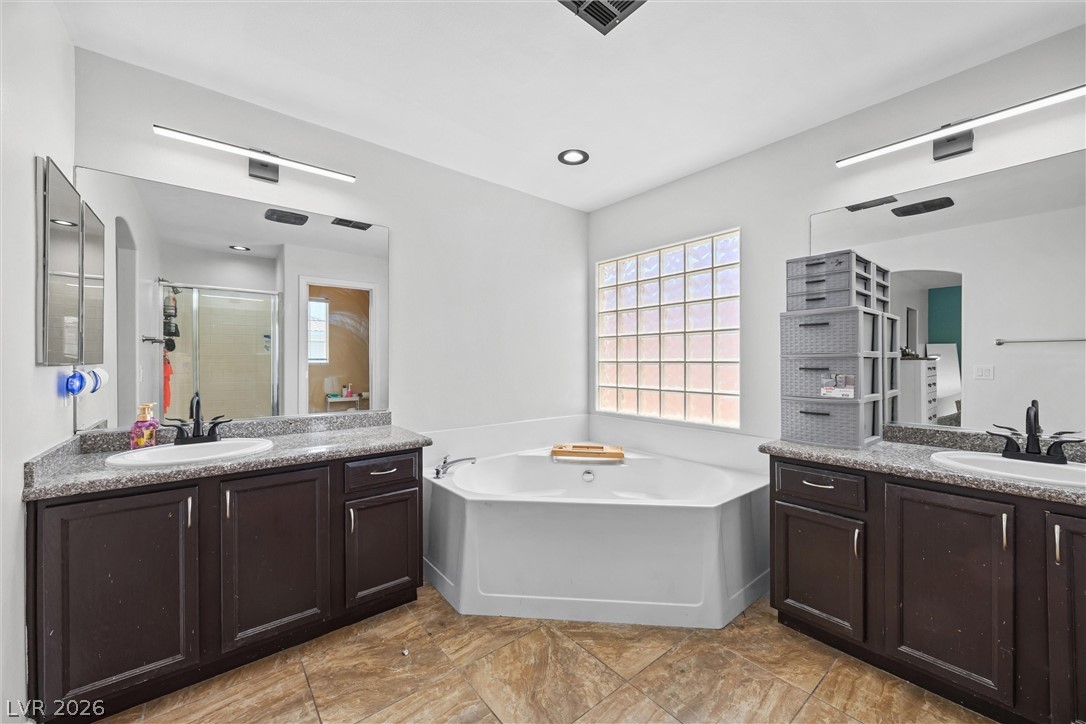Photo 16 of 37, 7484 S Butterton Court