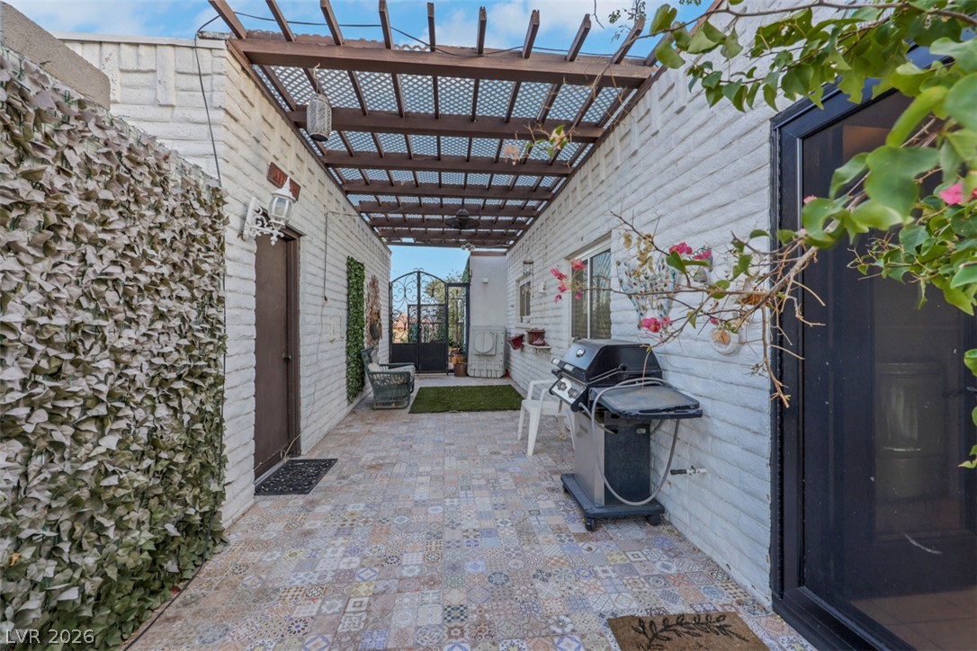 Photo 34 of 54, 6744 Mountridge Drive