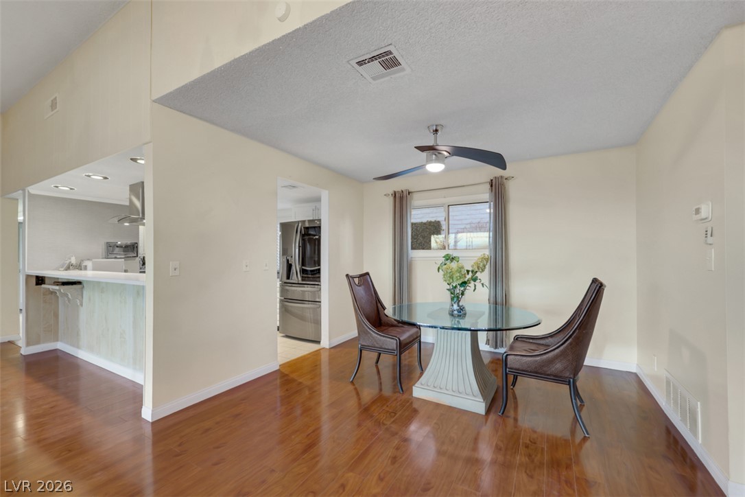 Photo 17 of 54, 6744 Mountridge Drive