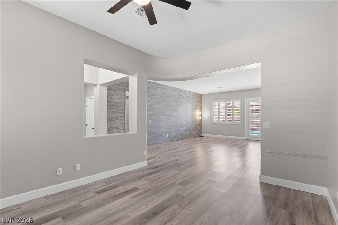 Photo 9 of 45, 9907 Ridge Manor Avenue